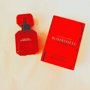 Bombshell intense by v.s brand new w/ box!